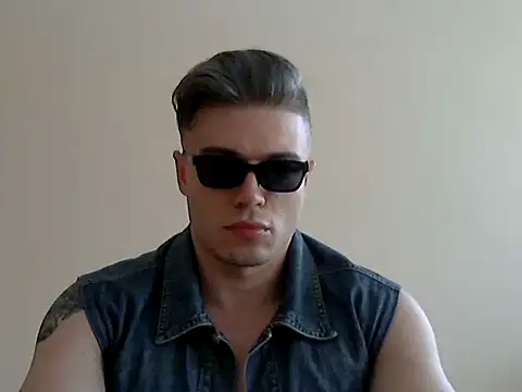 thuglife26 online show from July 14, 12:00 pm