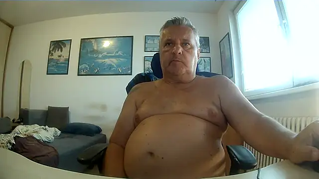 Robert SK1 online show from July 23, 2:47 pm