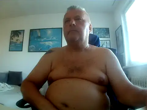 Robert SK1 online show from June 24, 4:54 pm