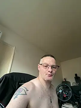 darkzhorsX online show from June 24, 4:37 am