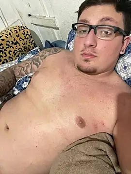 luisinnnnnn online show from July 24, 5:15 am