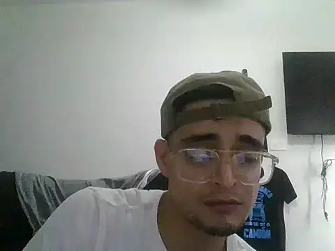 9EddieBoi4 online show from July 9, 12:37 am