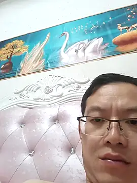 GG-0021 online show from July 6, 3:36 pm