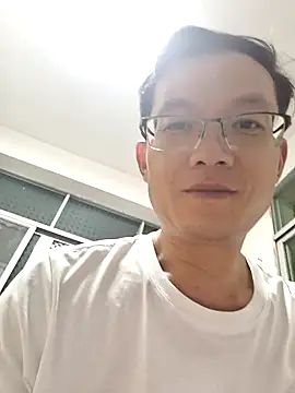GG-0021 online show from July 3, 2:45 pm