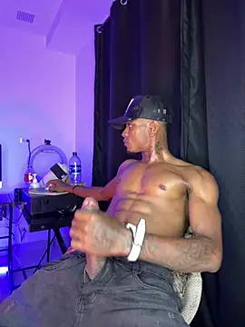 agrublack online show from July 25, 8:11 am