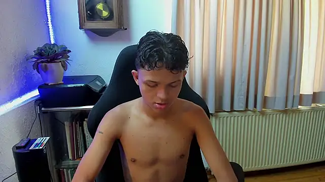 carlos 00foxx online show from June 29, 1:00 pm