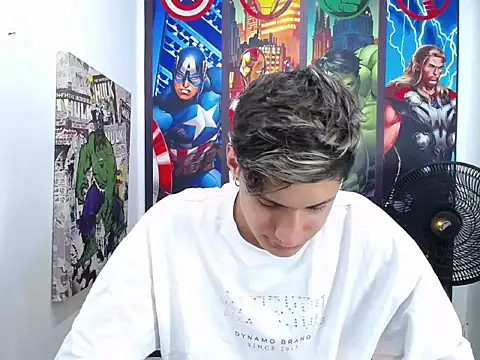 El flaquito 1 online show from June 28, 3:56 am