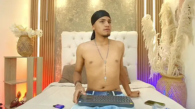 Andy Deep online show from June 29, 8:31 pm