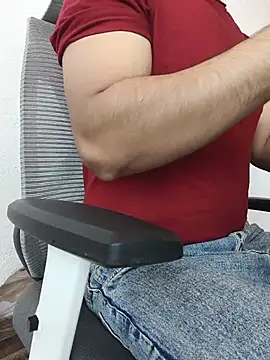 8inch hunk19 online show from August 1, 6:23 am