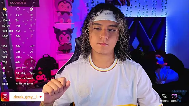derek greyy   online show from July 3, 8:13 pm