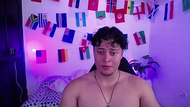 fucking bear  online show from August 1, 12:04 pm