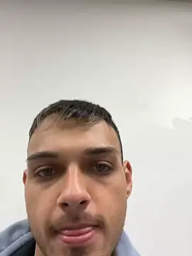 Erick Santos39 online show from July 22, 8:12 pm
