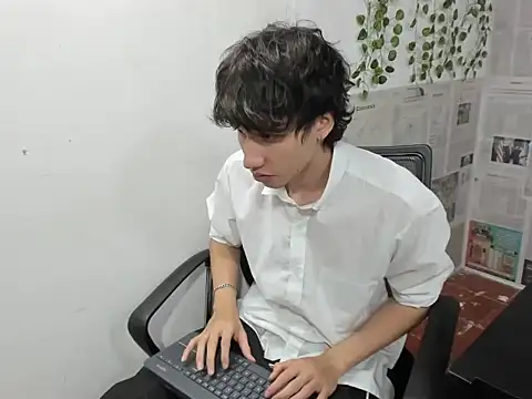 DANIEL Hot777 online show from July 2, 7:31 pm