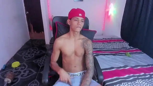 leo bigconk1246 online show from July 15, 1:56 am