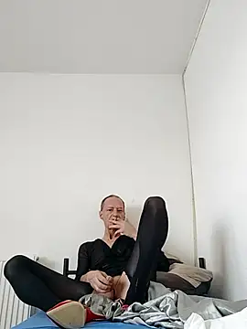 TimeaKocsis1971 online show from July 10, 11:35 am