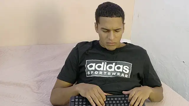 lucas837481 online show from July 23, 11:18 am