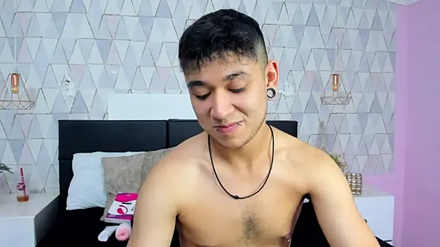 MarkLaurens online show from July 15, 1:51 pm