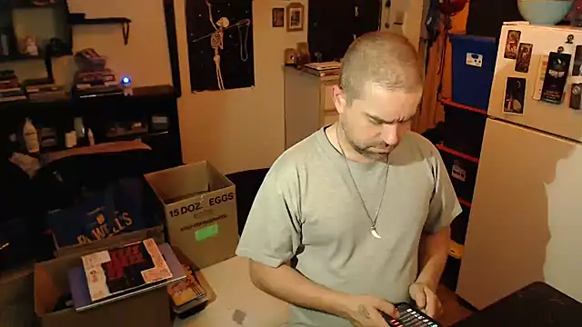 Daddy Werewolf online show from July 1, 6:03 am