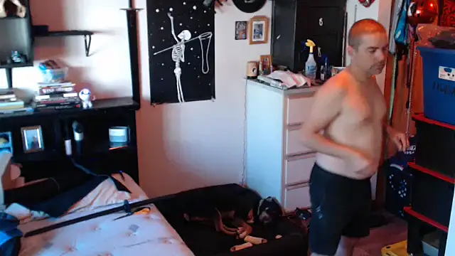 Daddy Werewolf online show from July 7, 1:16 am