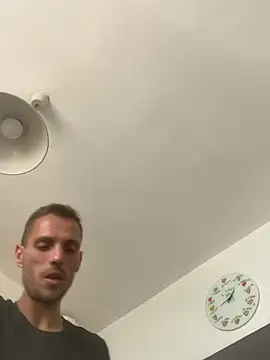 yari1991 online show from July 9, 11:47 am