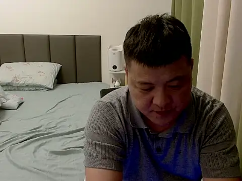 zhang1118 online show from July 7, 11:58 am