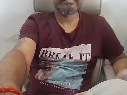 Aloneisbest online show from July 9, 10:19 am