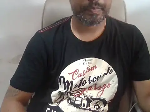 Aloneisbest online show from July 7, 8:40 am