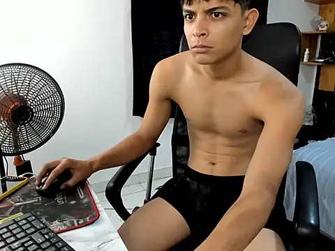 slim dirtyxx1 online show from July 14, 9:10 pm