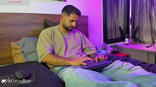 Daveevilboy online show from July 15, 1:40 pm