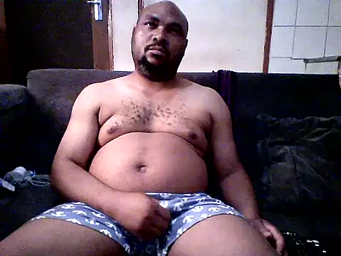 SWEETLEO online show from July 11, 11:45 am