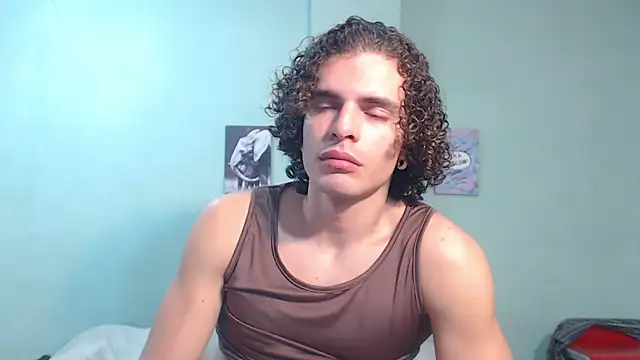 bruce oliver69 online show from July 16, 1:29 pm