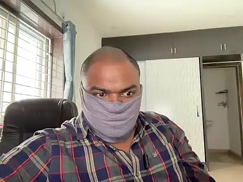 0madman  online show from July 30, 11:42 am