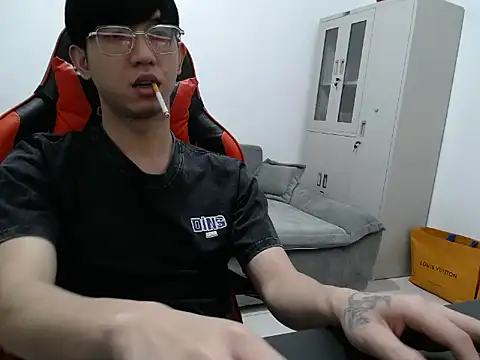 ningmeng1119 online show from July 17, 4:35 pm
