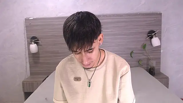 Jossep Tawers1 online show from July 11, 1:46 pm