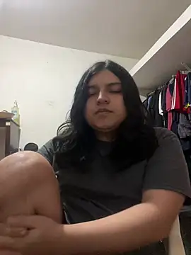 petitelatino online show from July 23, 5:16 am