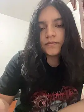 petitelatino online show from July 17, 5:36 am