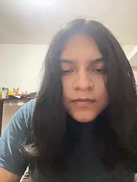 petitelatino online show from July 4, 5:21 am