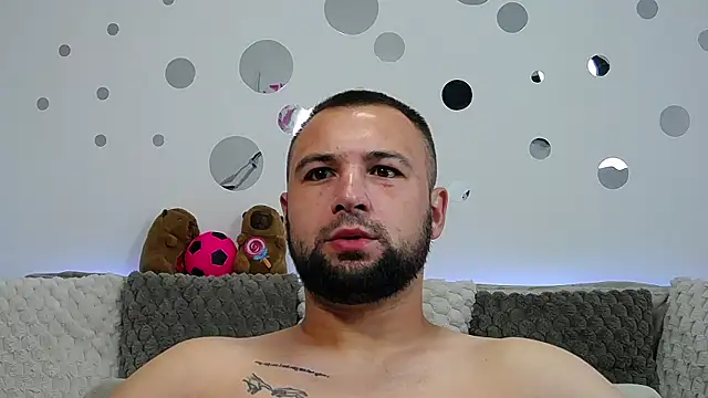 liam studd online show from July 5, 6:09 am