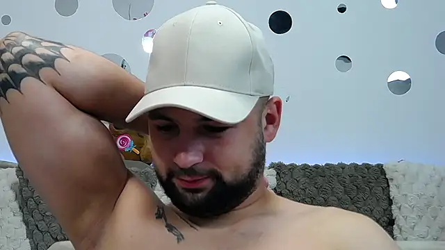 liam studd online show from July 22, 6:11 pm