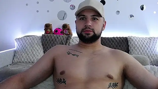 liam studd online show from July 21, 10:39 am