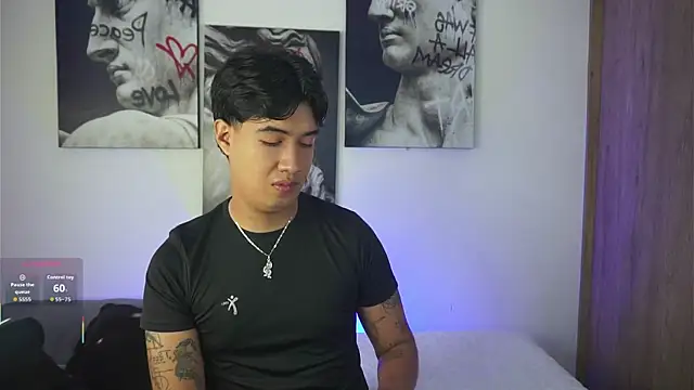Pablo  Cruz online show from July 22, 1:47 pm