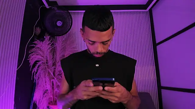 Tyler 204 online show from July 23, 12:24 pm
