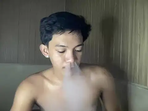 YourcumBoy77 online show from July 24, 4:36 pm