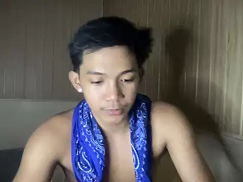 YourcumBoy77 online show from July 23, 12:46 pm