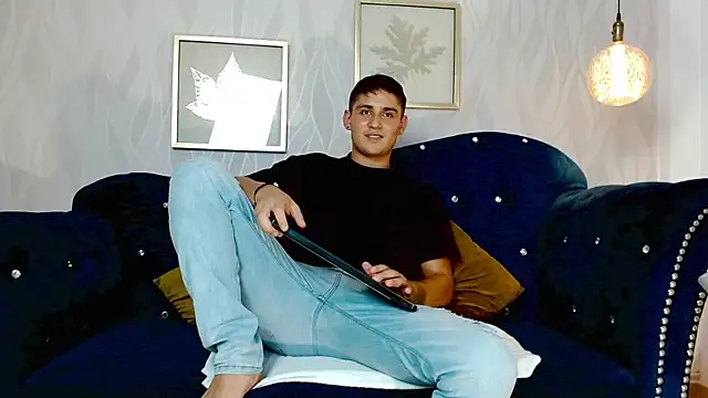 ElianCruzz online show from July 25, 3:03 am
