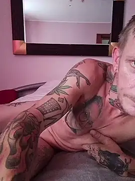 mr candy1986 online show from July 13, 2:52 pm