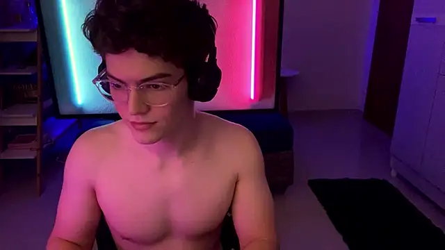 twinkzinhobr online show from July 29, 2:21 am