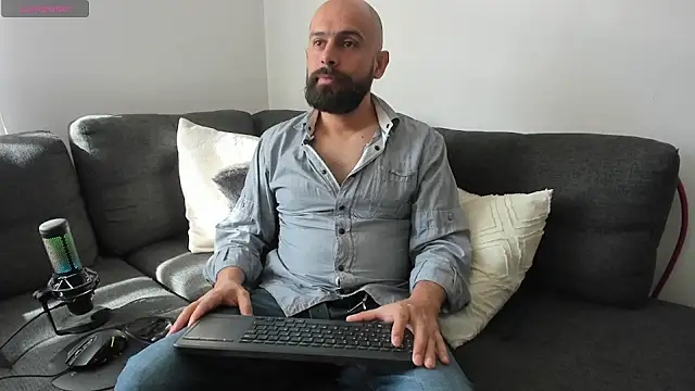 ezequiel mobland online show from July 14, 1:17 pm