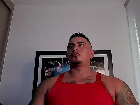 Maxcarrther online show from July 26, 5:43 pm