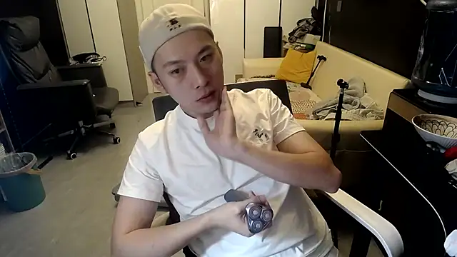 yichen008 online show from July 20, 11:01 am